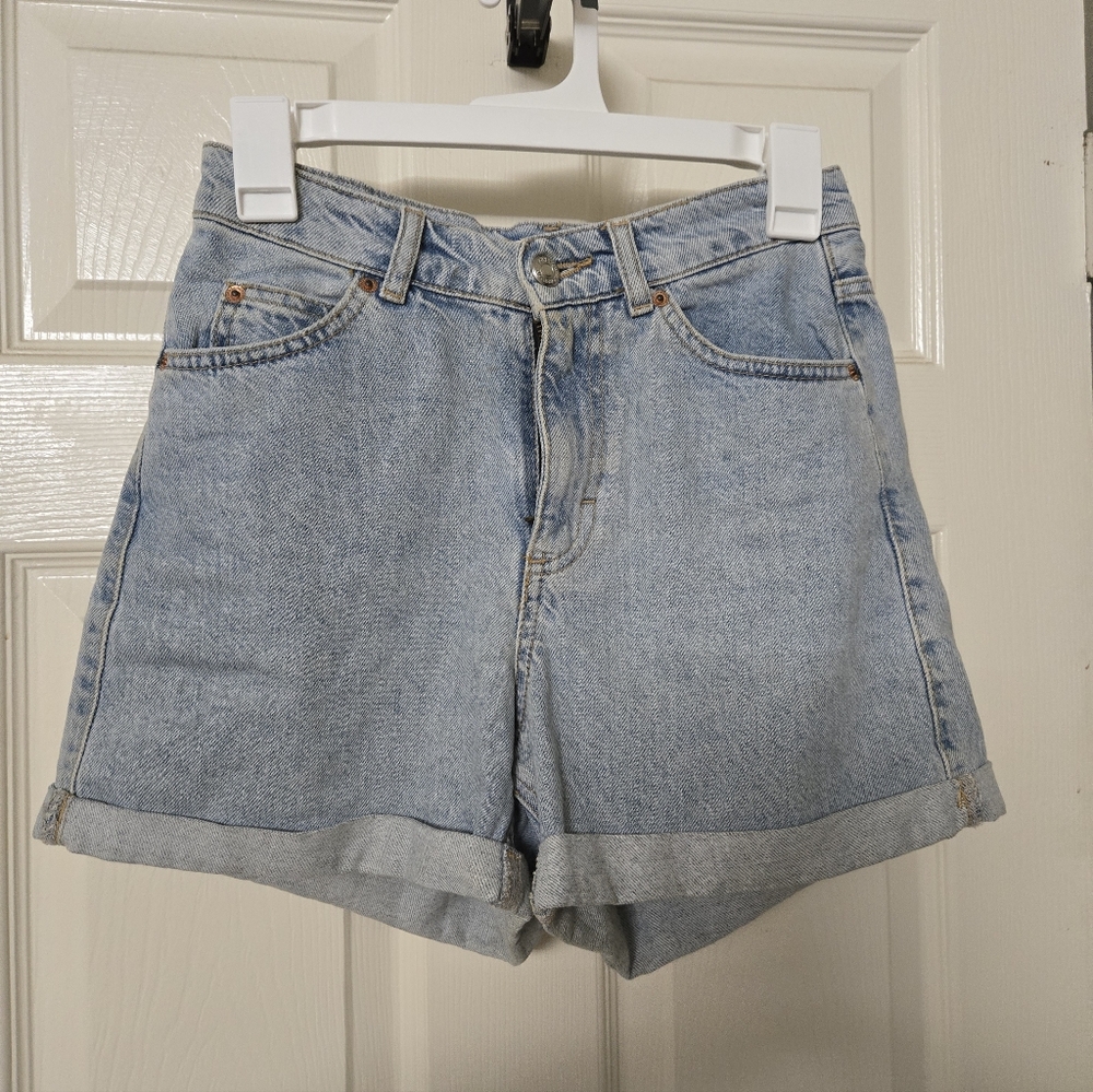 Topshop Light Blue Denim Mom Jeans